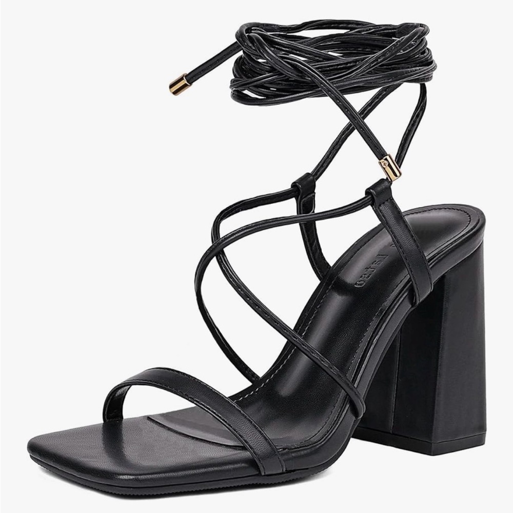 Black chunky wrap around heels size 8